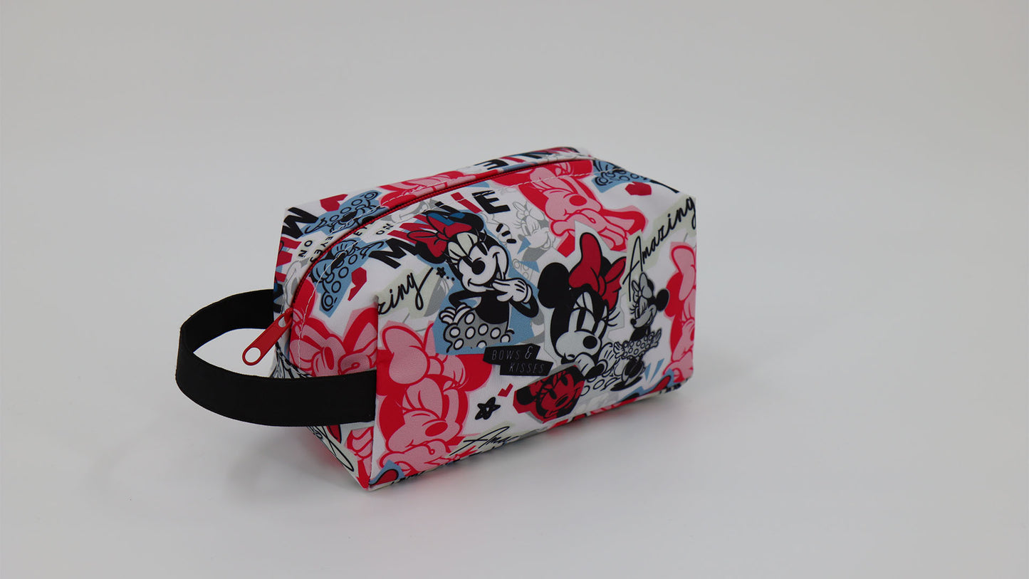 Valise enfant Disney Bagage à main / Trolley enfant / Valise de voyage enfant - 55 cm (Petit) - Trousse de toilette / Trousse offerte - Amazing Minnie Mouse - Argent