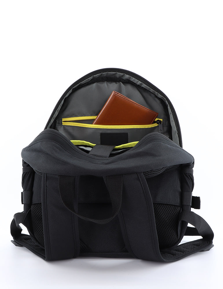 National Geographic New Explorer laptoprugzak in zwart, open hoofdvak met binnenindeling